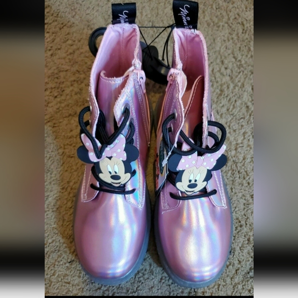 Minnie Mouse Light Up Boots